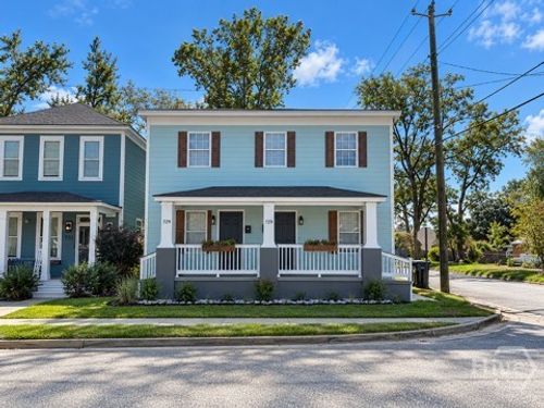 729 E Waldburg St, savannah, GA, 31401-6021 | Card Image