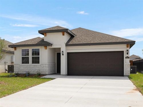 8314 N 34th Ln, Mcallen, TX, 78504-6842 | Card Image