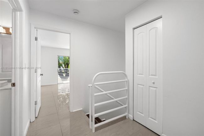 APT-60 - 10350 Sw 154 Th Circle Ct, Condo with 3 bedrooms, 3 bathrooms and null parking in Miami FL | Image 26