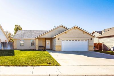 1175 Caswell Ave W, House other with 3 bedrooms, 2 bathrooms and 2 parking in Twin Falls ID | Image 3