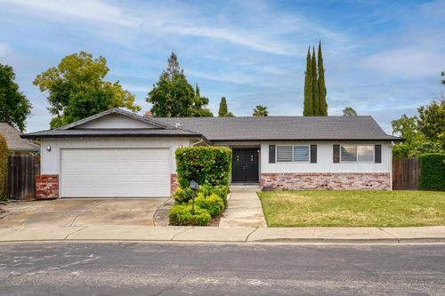 2573 Bunkerhill Dr, Stockton, CA, 95209-2805 | Card Image