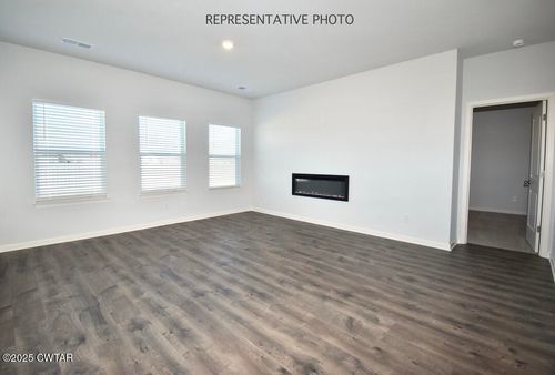 39 Kings Gate Cove, Jackson, TN, 38305 | Card Image