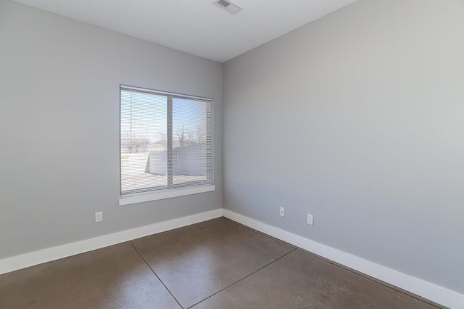 View of spare room | Image 22