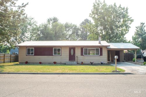 1801 W 6th St, Weiser, ID, 83672-1511 | Card Image
