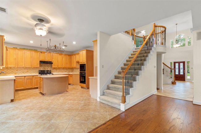14306 Medlowe Ct, House other with 5 bedrooms, 4 bathrooms and 2 parking in Cypress TX | Image 9