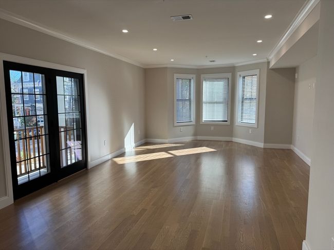 UNIT-1 - 281 Lamartine St, Condo with 4 bedrooms, 2 bathrooms and 1 parking in Boston MA | Image 6
