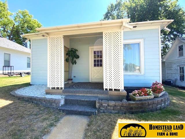 7th St, Fairbury, NE 68352