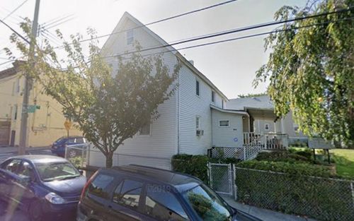 186 Burgher Avenue, Staten Island, NY, 10310 | Card Image