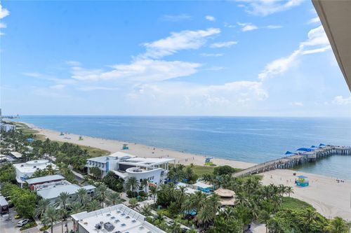 ph-6-133 N Pompano Beach Blvd, Pompano Beach, FL, 33062-5720 | Card Image
