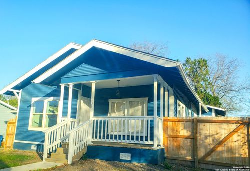 1025 Fulton Ave, San Antonio, TX, 78201-5209 | Card Image