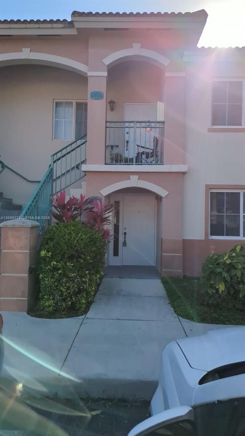 103-40-2911 Se 13th Rd, Homestead, FL, 33035-2381 | Card Image