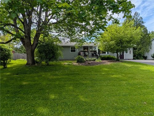 8251 Exeter Dr, Lysander, NY, 13027-1001 | Card Image