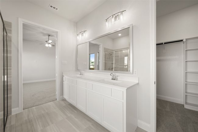 1002 Emerald Trace Dr, House other with 4 bedrooms, 3 bathrooms and null parking in Justin TX | Image 25