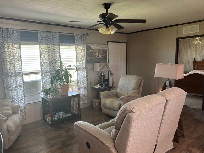 8080 W State Highway 56, House other with 3 bedrooms, 2 bathrooms and null parking in Savoy TX | Image 7