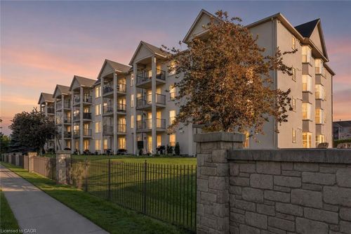 315-1421 Walkers Line, Burlington, ON, L7M4P4 | Card Image