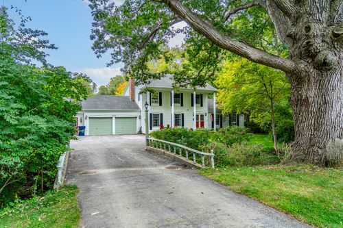 7470 Thornwood St, Canton, MI, 48187-1033 | Card Image
