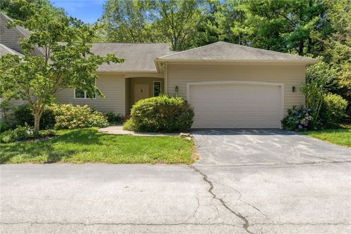 170 Pine Glen Dr, East Greenwich, RI, 02818-1901 | Card Image