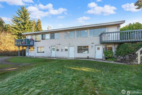 15328 40th Ave W, Lynnwood, WA, 98087-6107 | Card Image