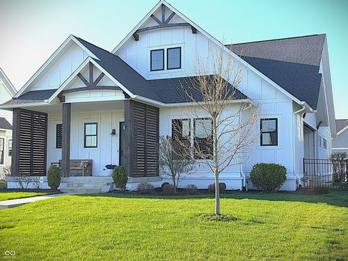 499 Jacksons Grant Blvd, Carmel, IN, 46032-6319 | Card Image