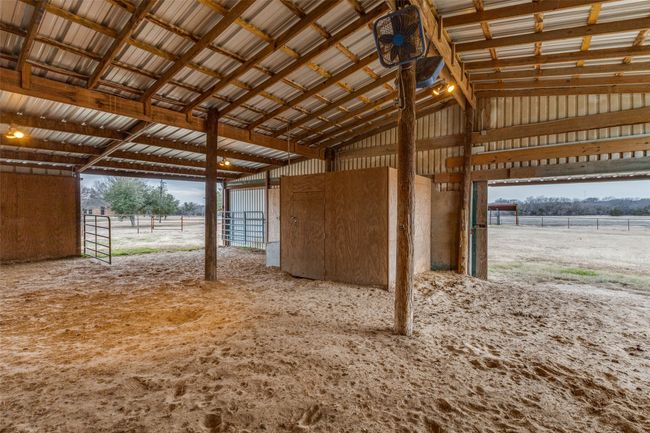 Run in Barn | Image 8
