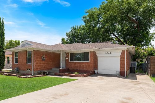 2546 Havenhurst St, Farmers Branch, TX, 75234-6141 | Card Image