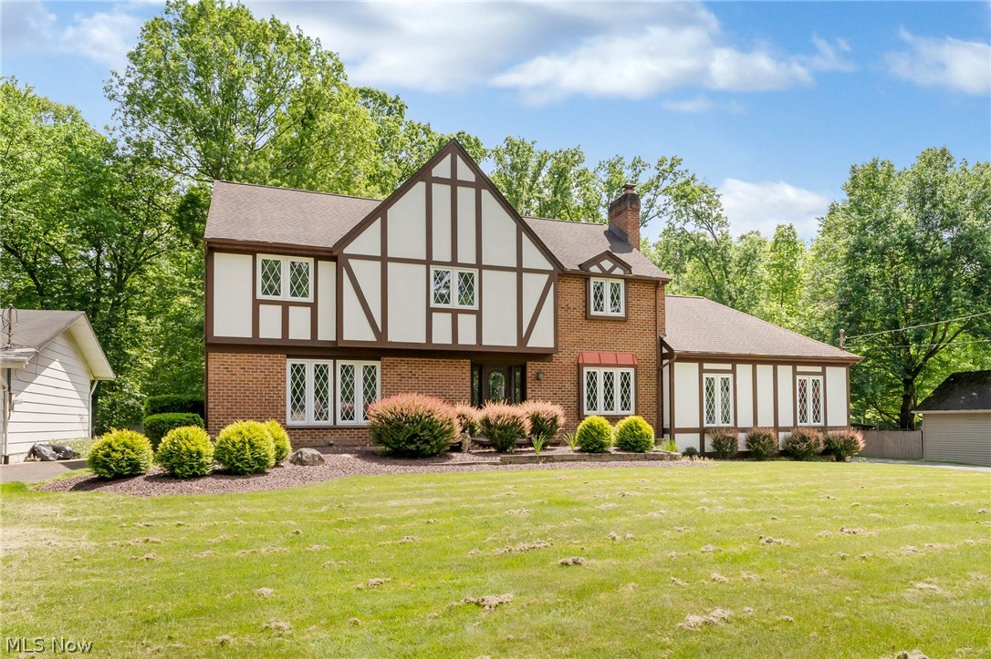 Parkside Dr, Youngstown, OH 44512