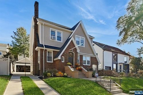 62 Hamilton Ave, Kearny, NJ, 07032-1860 | Card Image