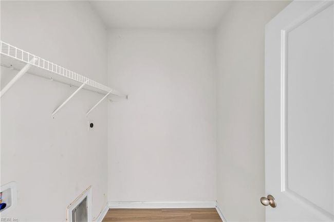 2011 Chartwell Dr, House attached with 3 bedrooms, 3 bathrooms and null parking in Newport News VA | Image 15