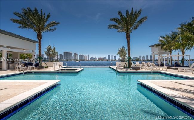 APT-2305 - 17301 Biscayne Blvd, Condo with 2 bedrooms, 3 bathrooms and null parking in Aventura FL | Image 19