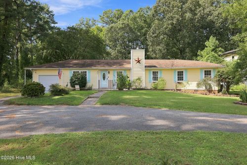 152 S Mills Rd, Moyock, NC, 27958-8607 | Card Image