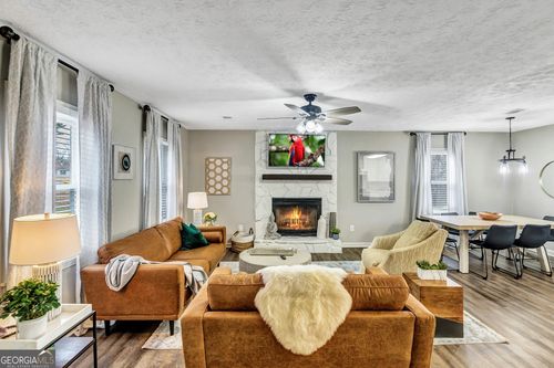 3017 Valley View Dr, Powder Springs, GA, 30127-1847 | Card Image