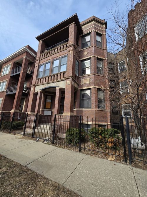 apt-2-1530 E 65th Pl, Chicago, IL, 60637-4573 | Card Image