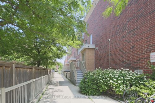 218-20 Elsie Lane, Toronto, ON, M6P3N9 | Card Image