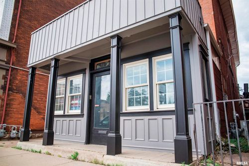 424 S 8th St, QUINCY, IL, 62301-4150 | Card Image