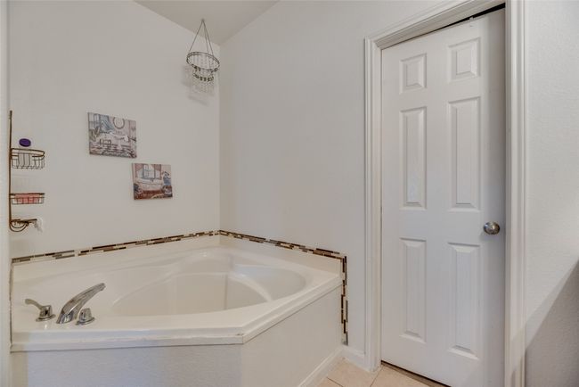 1106 Primrose Dr, House other with 4 bedrooms, 3 bathrooms and null parking in Sanger TX | Image 19