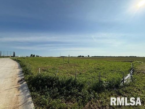 6269 Meyer, Bettendorf, IA, 52722 | Card Image