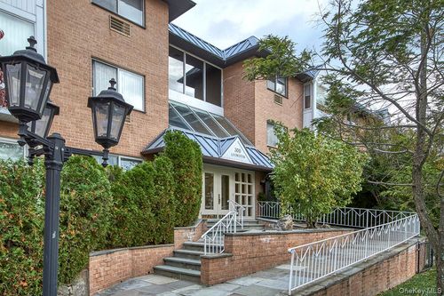 apt-2d-300 Livingston Ave, Mamaroneck, NY, 10543-3549 | Card Image