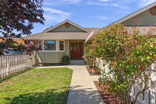 730 North St, Pescadero, CA, 94060 | Card Image