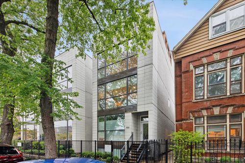 3-820 N Wood St, Chicago, IL, 60622-6557 | Card Image