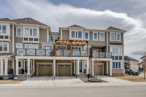230 Hillcrest Gdns Sw, Airdrie, AB, T4B4J2 | Card Image