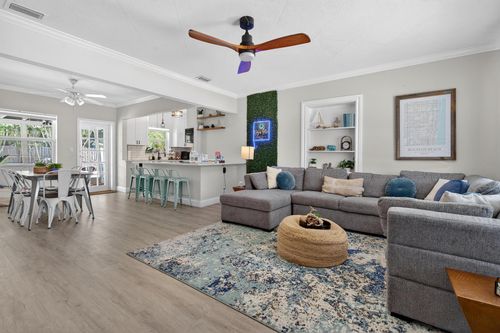 111 Sw 3rd Ct, Boynton Beach, FL, 33435-4424 | Card Image