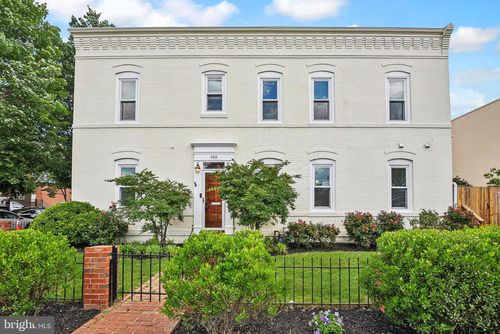 300 15th St Se, WASHINGTON, DC, 20003-2340 | Card Image
