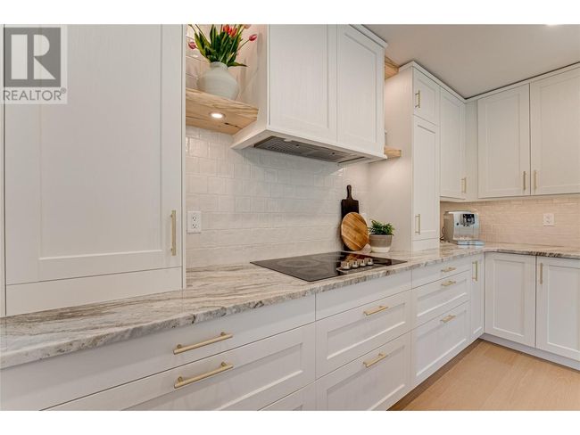 8935 Kalamalka Rd, House other with 4 bedrooms, 3 bathrooms and 30 parking in Coldstream BC | Image 14