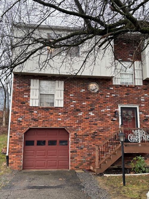 1001 Timberglen Dr, Imperial, PA, 15126-9229 | Card Image