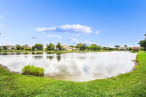 9192 Pineville Dr, Lake Worth, FL, 33467-6173 | Card Image