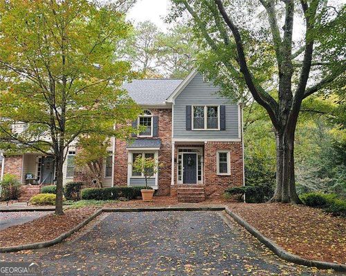 100 River Ridge Ln, Roswell, GA, 30075-4850 | Card Image