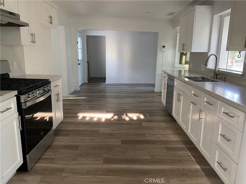 11801 N Circle Dr, Whittier, CA, 90601-2338 | Card Image