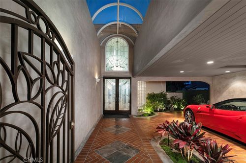 17022 Marinabay Dr, Huntington Beach, CA, 92649-2918 | Card Image