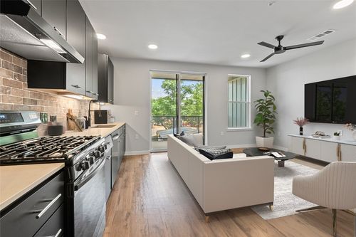 unit-205-4510 Terry O Ln, Austin, TX, 78745-2187 | Card Image