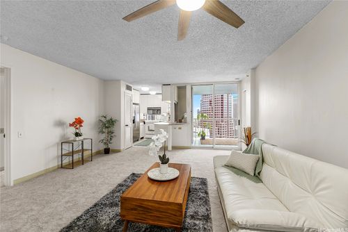 2402-1212 Nuuanu Ave, Honolulu, HI, 96817-4029 | Card Image